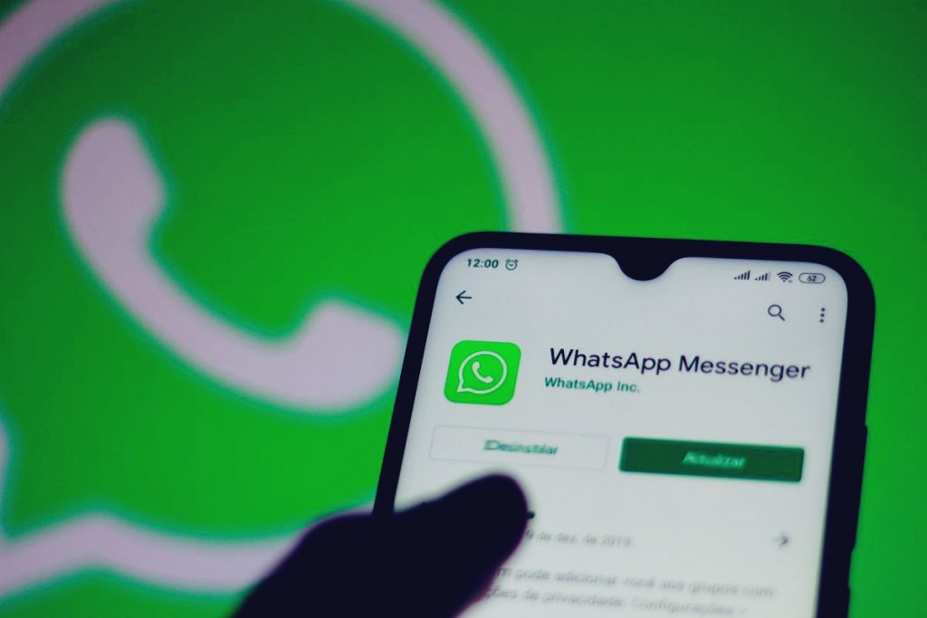 WhatsApp Sohbete Özel Duvar Kağıdı Özelliğini Yayınlandı! Peki, Bu Özellik Nasıl Ayarlanır?